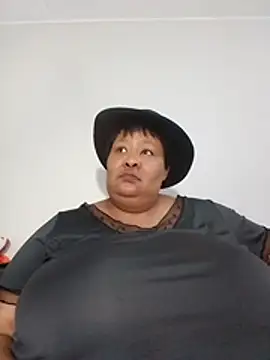 nancy111 – Naživo XXX chat