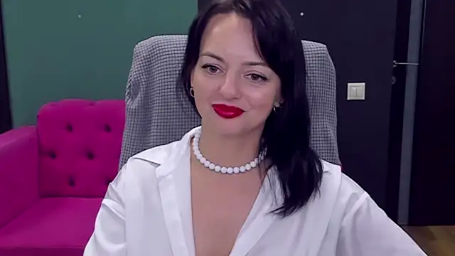 Chat XXX ao vivo de BellaRowan