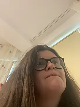 แชท XXX สดของ ChubbyBae
