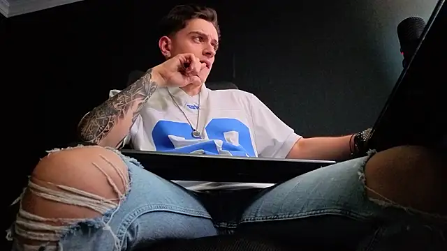 FelixStarkk Live XXX-Chat