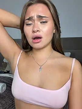 Chat +18 de MonicaWestt ao vivo
