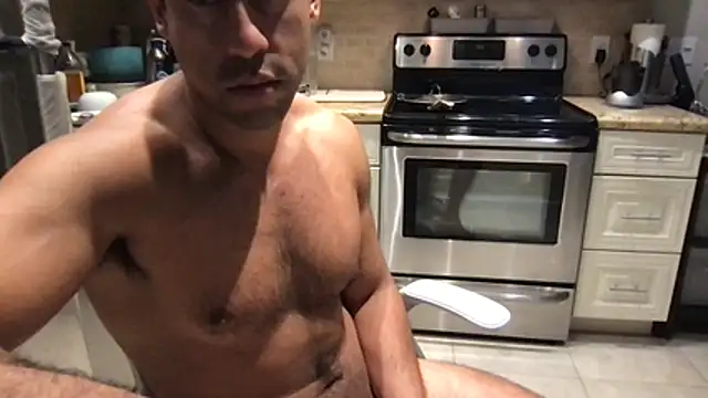 Chat XXX ao vivo de BigGuyMuscle