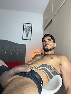 Chat XXX en directo de Maximiliano_ford