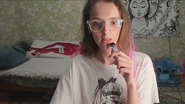 Cutie_Adelia: απευθείας συνομιλία ΧΧΧ