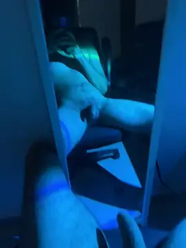Show modela Kikekush29 na web-kameri