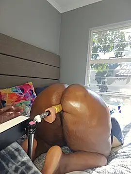 Chat +18 de Kinkyphatass ao vivo