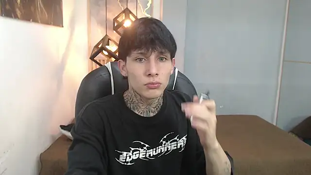 Cry_thereal Webcamshow
