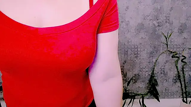 Djullia 现场XXX聊天