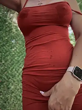 Show modela didihairypussy na web-kameri