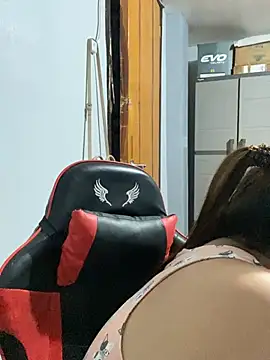 -CLARAMommy- Live XXX-Chat