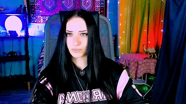 Chatroom XXX en direct de MonicaLowes