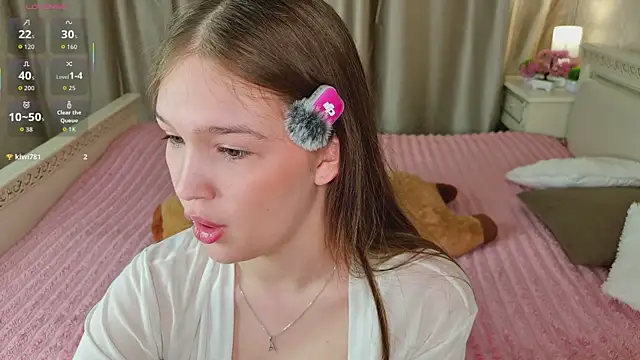 PlayfulMelly – Live XXX-chat
