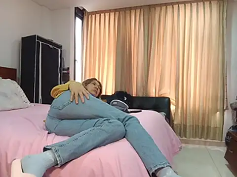 MiaIsabela_'s Live XXX Chat