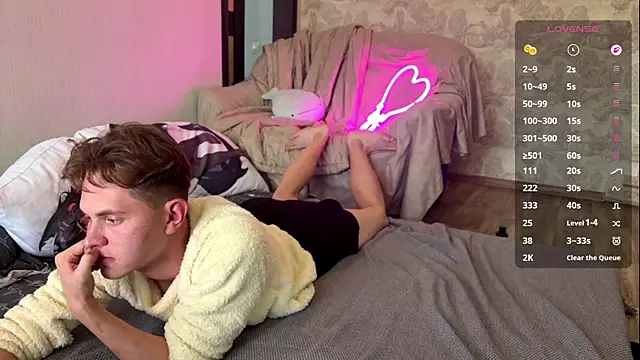 XXX chat uživo modela StarryCouple