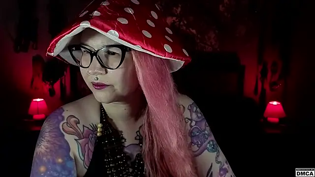 Živý XXX chat Amanita__Pantherina