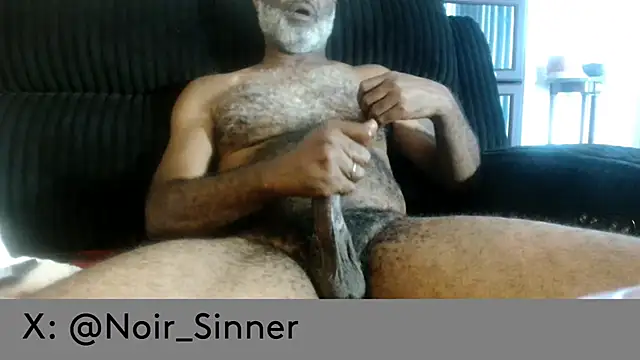 צ'אט XXX בשידור חי של sinnernoir