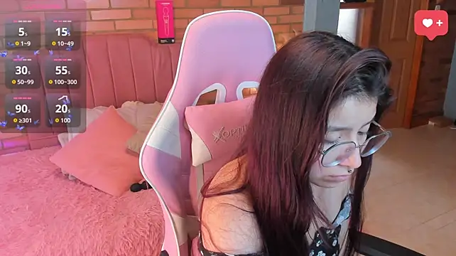 Amy_joones 现场XXX聊天