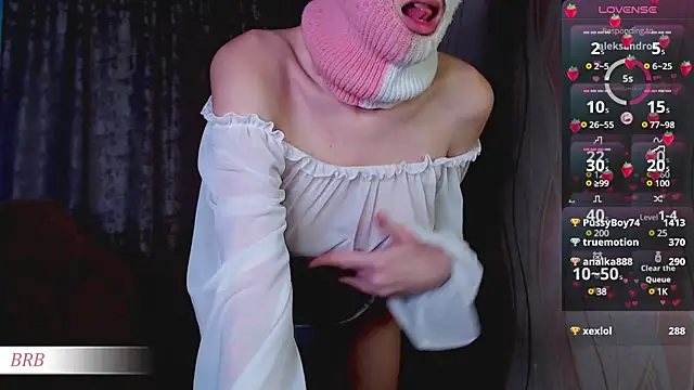 Domiiiniiicana's Live XXX Chat