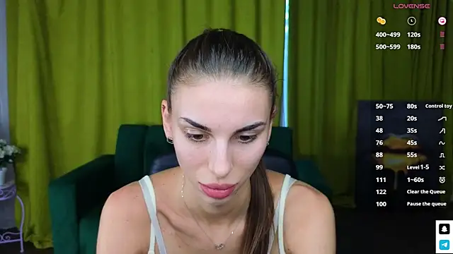 GracefulDoll's Live XXX Chat