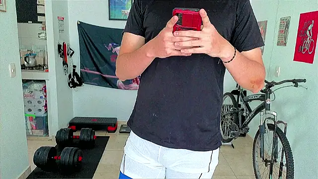 Andy_gray Show in webcam
