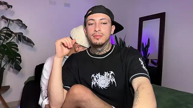 הופעת וובקאם של Noah_and_Steven