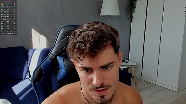 แชท XXX สดของ greekgod199