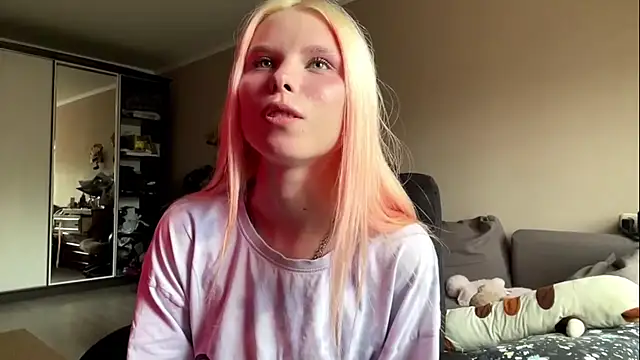 EdwinaDespres Webcam-Show