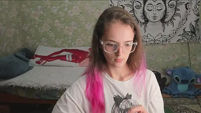 Chat XXX en directo de Cutie_Adelia
