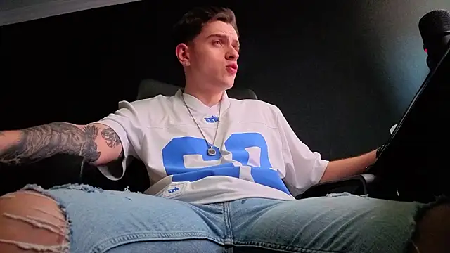 FelixStarkk 라이브 XXX 채팅
