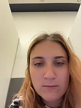 AdelRich's Live XXX Chat