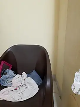 Cute_Kavya7: διαδικτυακό σόου στην κάμερα