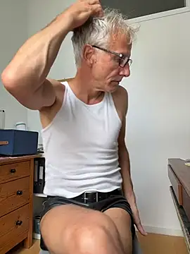 SexyLeon8: απευθείας συνομιλία ΧΧΧ