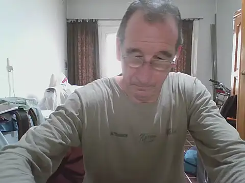 Loonerbob Pertunjukan Webcam
