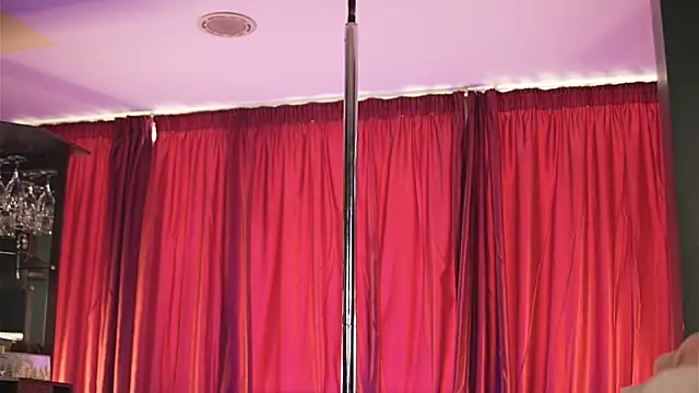 LuxenNoir – Naživo XXX chat