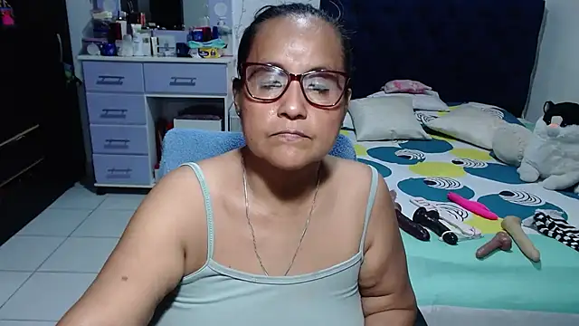 pervert_mommy_'s Live XXX Chat