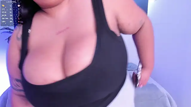 tifanny_bigboobs11 Live XXX-Chat