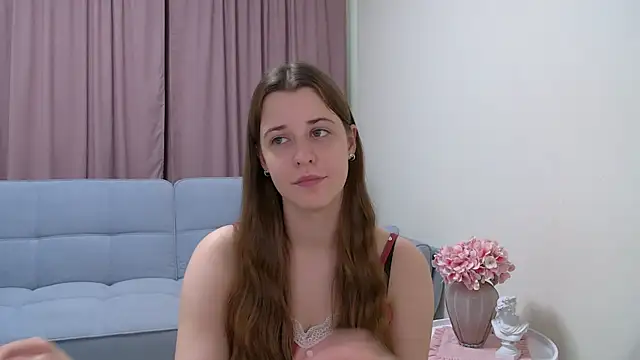 AgataAisit Adlı Modelin Canlı XXX Sohbeti