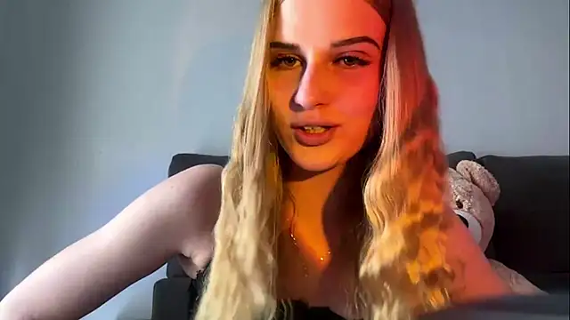 HermaKitty's Webcam Show