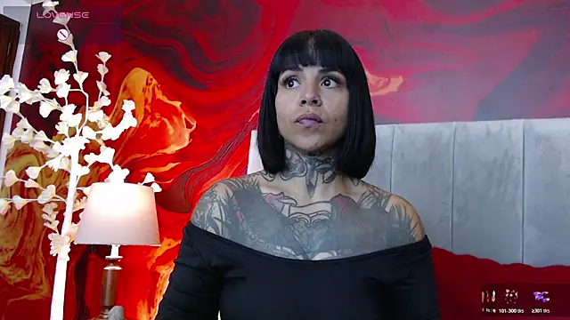 Tattoo_baby666: онлайн-секс-чат
