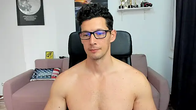 BrutusK08 Webcam show