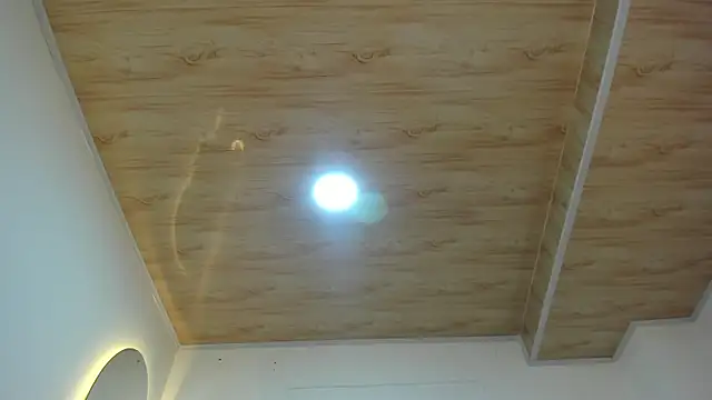 BustyGlow's Live XXX Chat