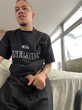 AlphaMasterXxx Show Webcam
