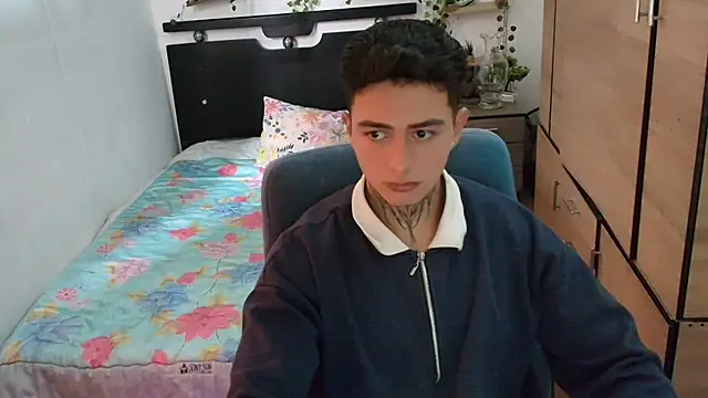 santii_ss Webcam-Show