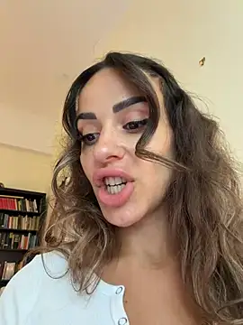 Chat +18 de -Alisa ao vivo