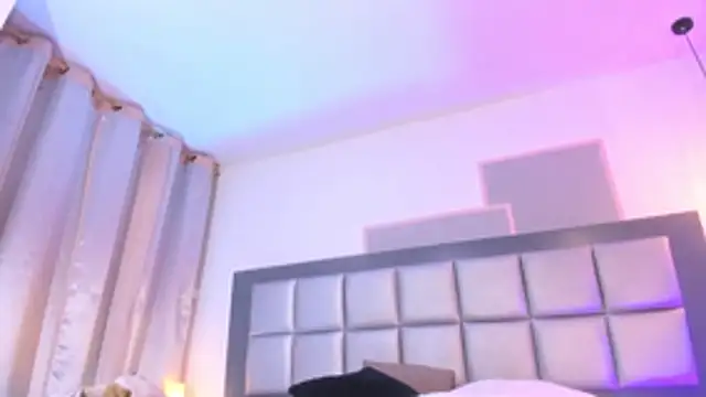 Maddie_Ray Pertunjukan Webcam