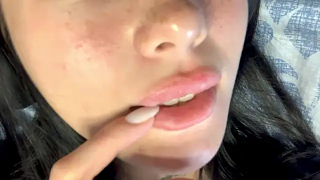 Astrid_XxX's Live XXX Chat