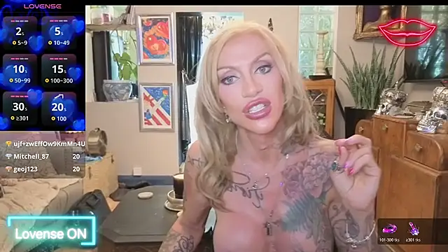 Show modela shytrans_uk na web-kameri
