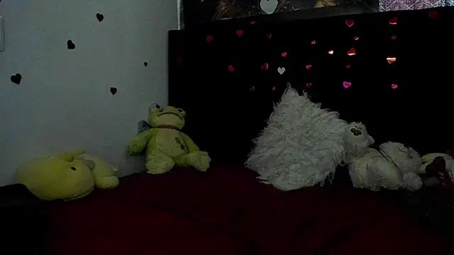 Evaaross_2345's Live XXX Chat