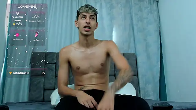 LyanLazarBBC Adlı Modelin Canlı XXX Sohbeti