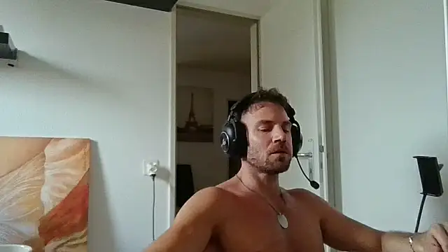 alpha-hunk Webcam show